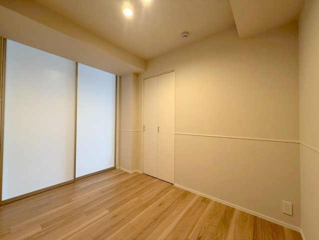 ヴィクトワール南流山の洋室