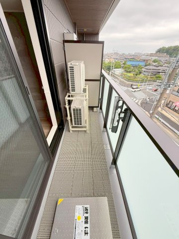 ヴィクトワール南流山のバルコニー
