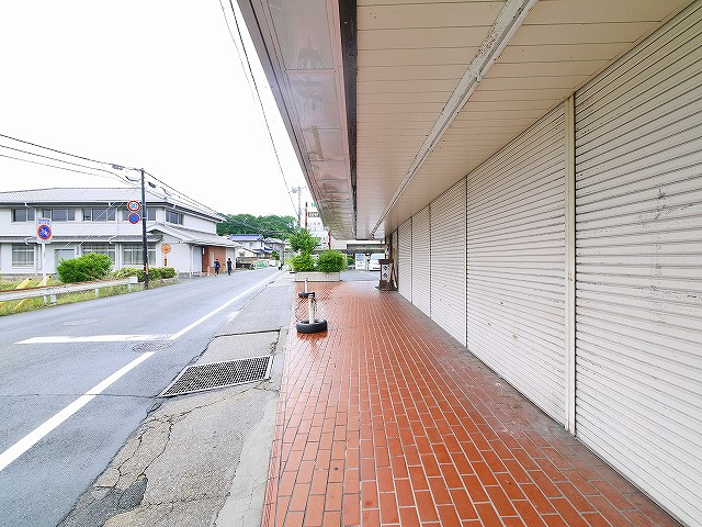 六条１丁目　テナントの外観