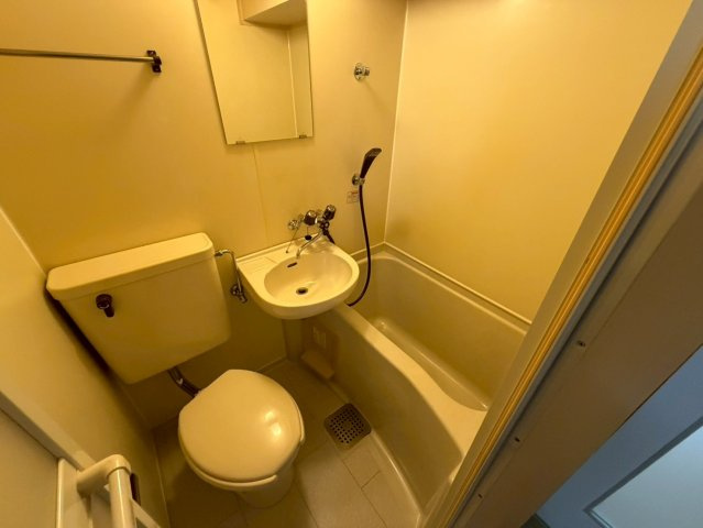 サンパレス21六甲Ⅰの浴室