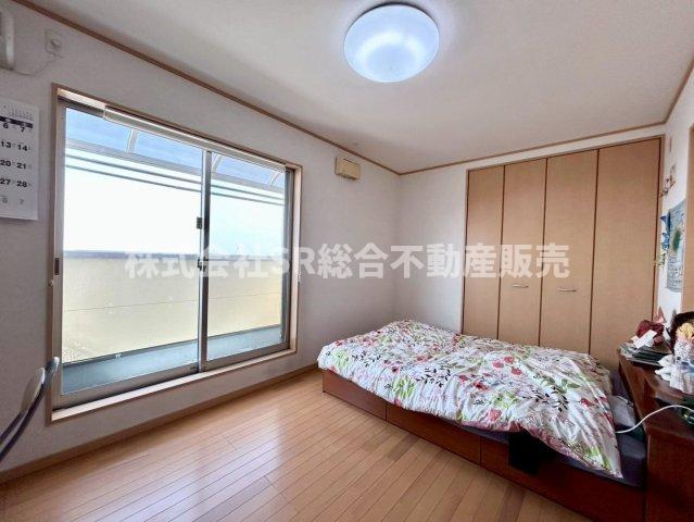 五条町中古戸建の寝室|落ち着いて過ごせるお部屋なので、寝室にいかがでしょうか