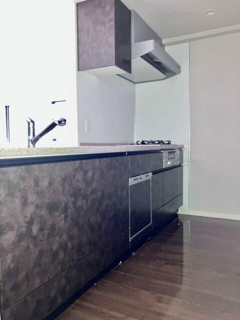 アーデル原木中山のキッチン