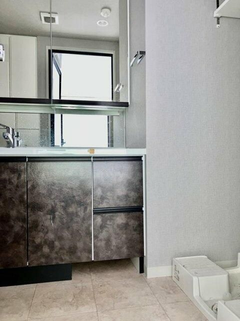 アーデル原木中山の独立洗面台