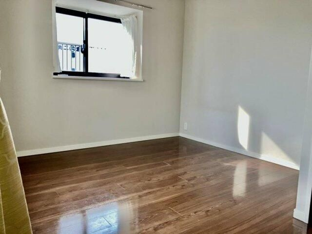 アーデル原木中山の寝室