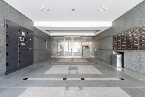 ルーブル新宿西落合八番館のエントランス