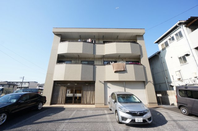 伊藤第三コーポの外観|物件、駅でお待ち合わせでのご案内歓迎！