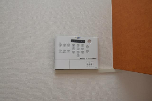 直方市大字感田のアパートのセキュリティ