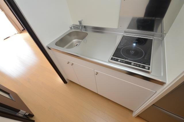 直方市大字感田のアパートのキッチン
