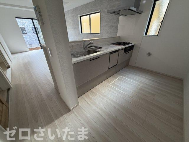 《仲介手数料無料》久喜市鷲宮４丁目2-12新築一戸建てリガーレのキッチン