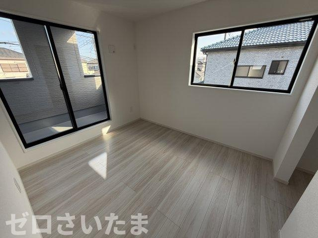 《仲介手数料無料》久喜市鷲宮４丁目2-12新築一戸建てリガーレの洋室|2F 6.3帖