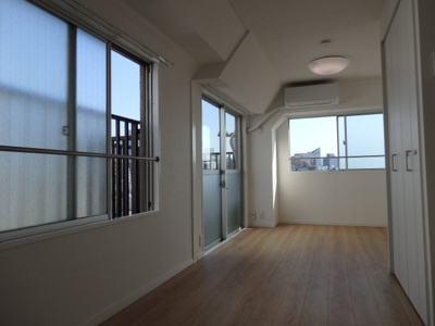 【洋室】 | ハイツ参宮橋