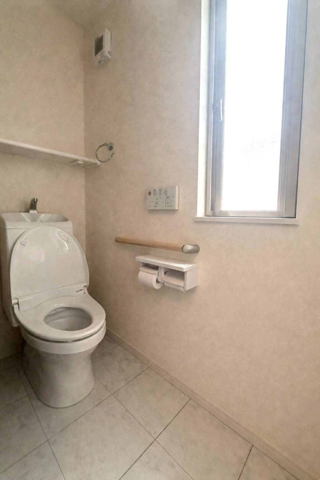 【中古戸建】富士見市鶴馬のトイレ