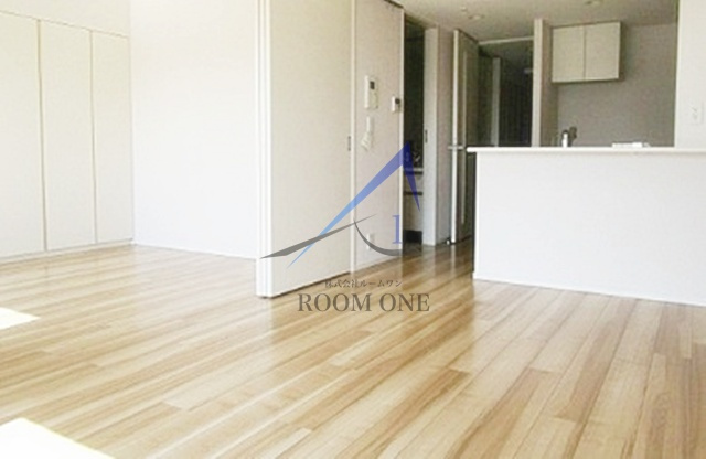 ルクシェール王子の居間・リビング|洋室のお部屋です。