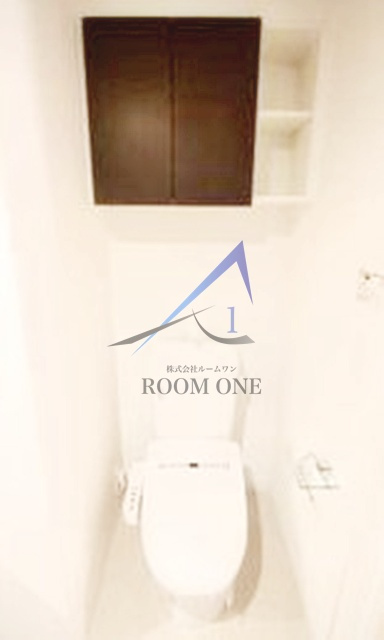 ルクシェール王子のトイレ|トイレです。