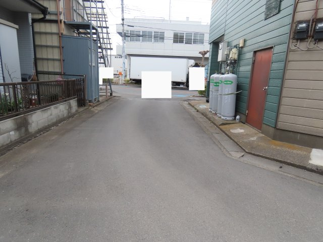 坂戸市千代田二丁目売地の前面道路含む現地写真