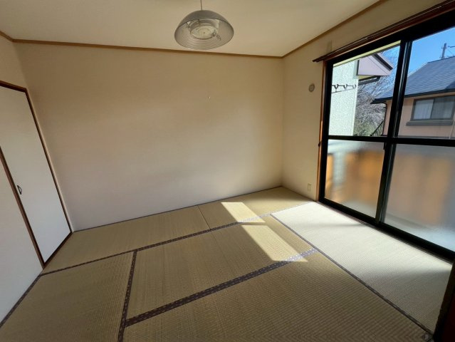 ニューキャピタルⅢの和室