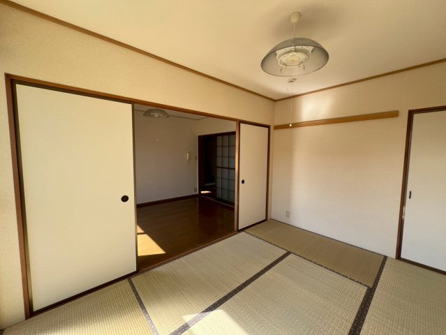 ニューキャピタルⅢの和室