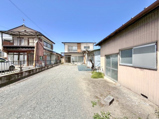 【中古戸建】みどり市笠懸町阿左美の外観|■外観｜ここから始まる「日常」はご家族にとってかけがえのない時間となります。少しでも豊かに、快適に。