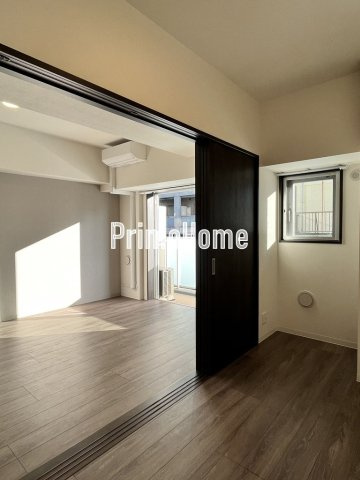 グローリオシェルト東京八丁堀の居間・リビング