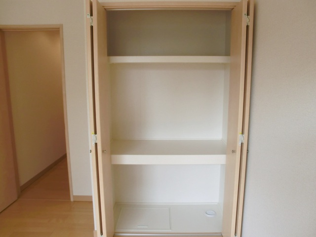 フェアリープレイスの収納|各居室・キッチンにうれしいたっぷりの収納です☆