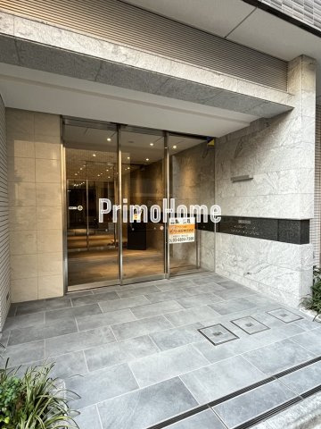 グローリオシェルト東京八丁堀のエントランス