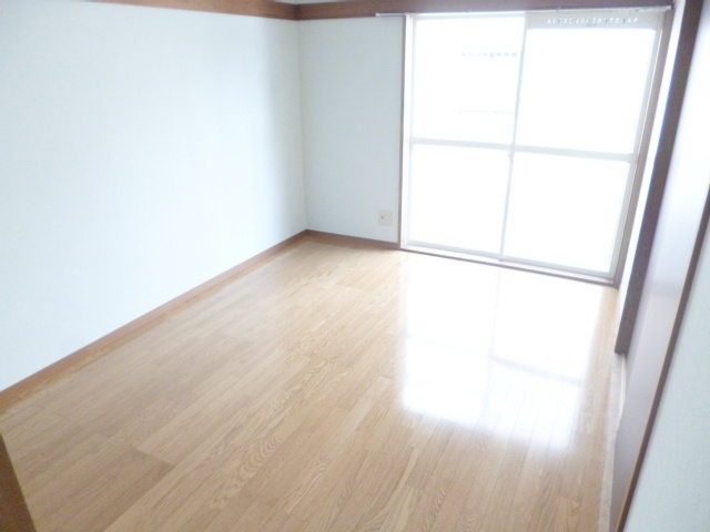 サンライズコーポの洋室|和室からフローリングになりました！