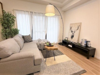 【居間・リビング】 | サンハウス徳川 | キャンペーン対象物件です♪詳細は弊社ホームページもしくはスタッフまでお気軽にお問合せ下さいませ♪ お役に立てる自信があります♪