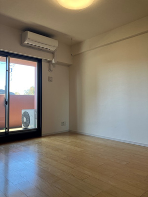 【寝室】 | ガレリアヴェ－ル