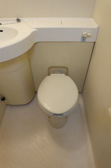 【トイレ】 | ベイステート安間 | コンパクトで使いやすいトイレです