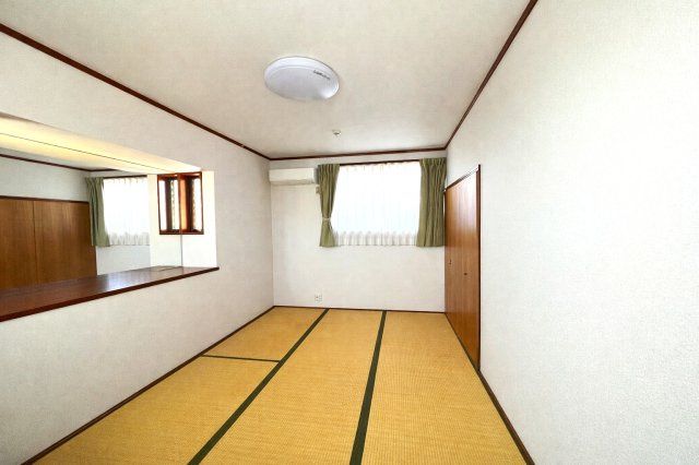 境港市渡町　中古住宅の和室|２階