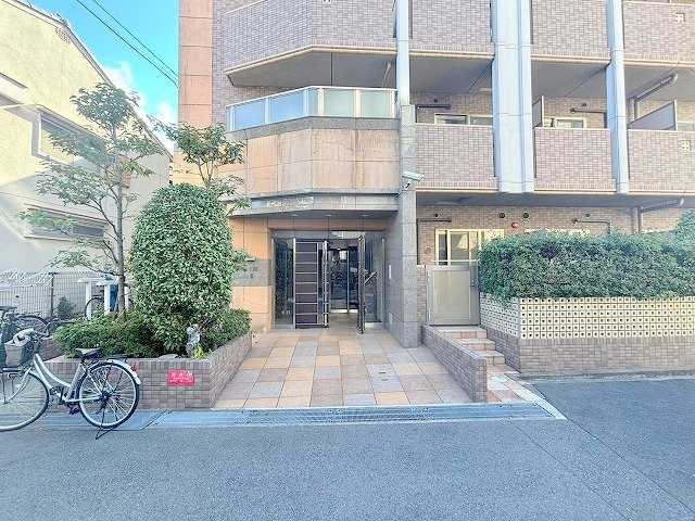 アドバンス新大阪CityLife2のエントランス
