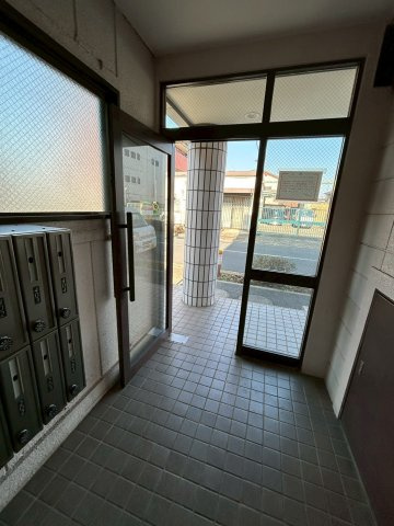 アールマンションのロビー
