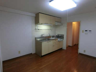 【居間・リビング】 | 平間ロイヤルマンション