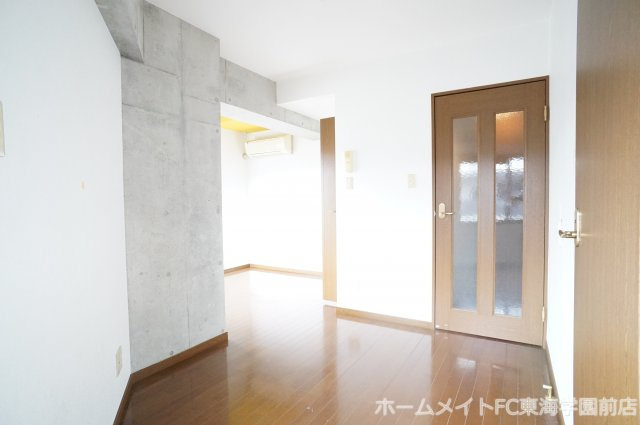 熊本市中央区水前寺３丁目の賃貸マンションの居間・リビング