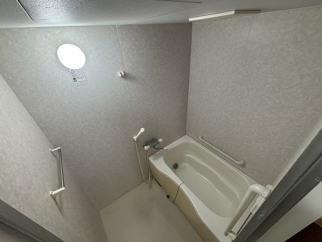 ボヌール河本の洋室