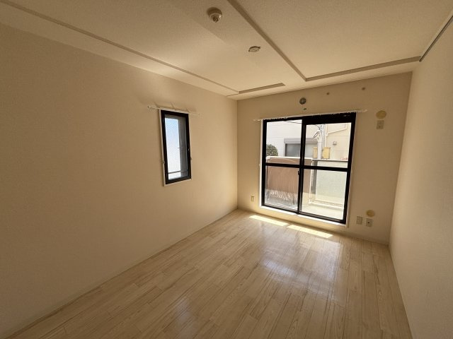 ボヌール河本の設備