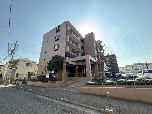 ボヌール河本の居間・リビング