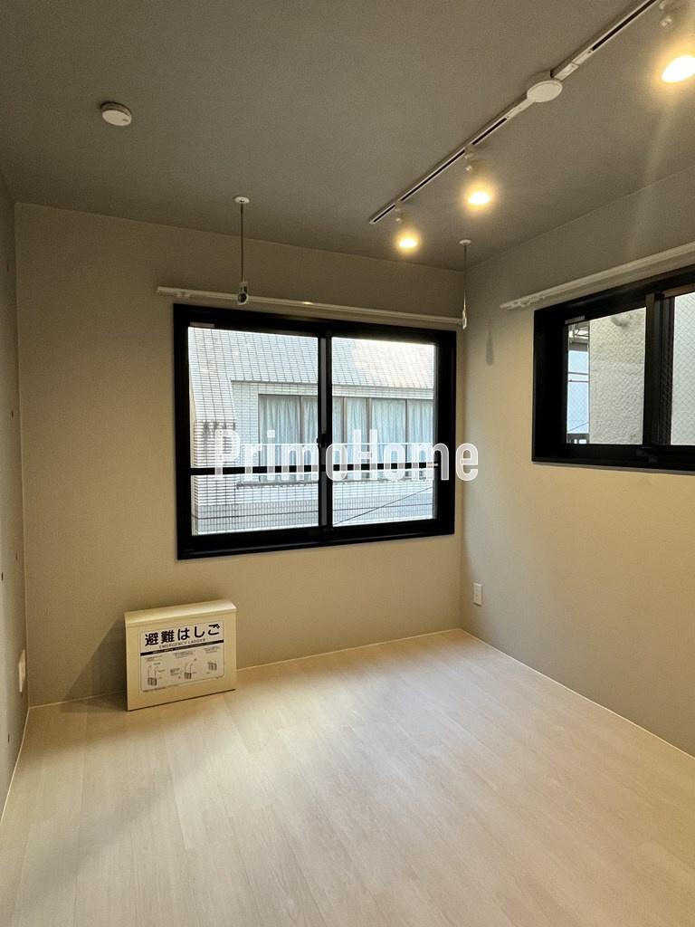 グローバルレジデンスの居間・リビング