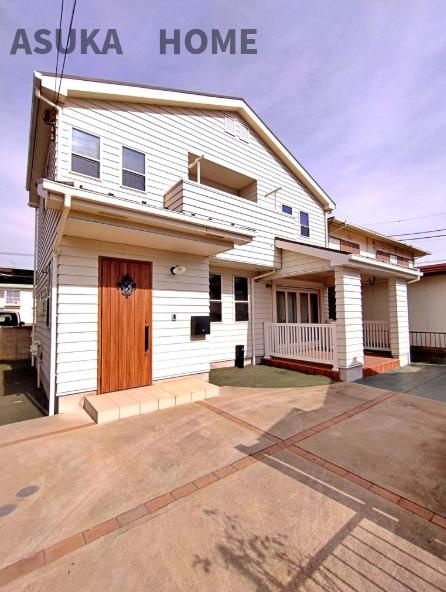 瀬谷区阿久和西４丁目の外観|敷地がゆったりとしていて南向き前面道路のため陽当たり良好です。