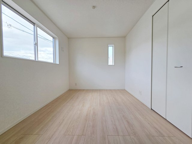 【洋室】 | 大府市神田町第8　2号棟