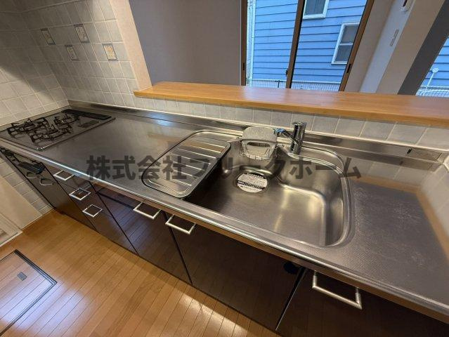 小金井市中町２丁目の一戸建てのキッチン