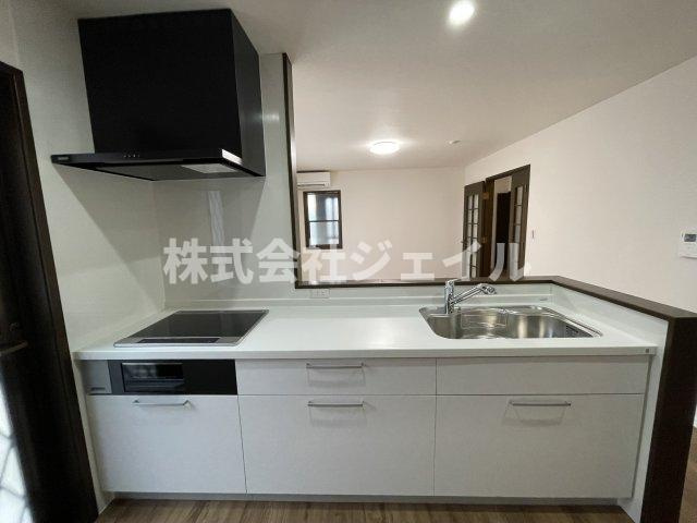 「中古戸建　三田市つつじが丘北４丁目」のキッチン