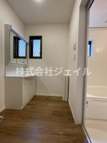 「中古戸建　三田市つつじが丘北４丁目」の脱衣所