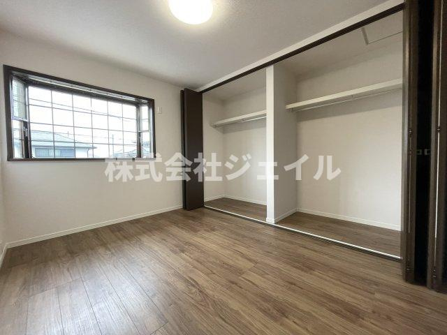 「中古戸建　三田市つつじが丘北４丁目」の洋室