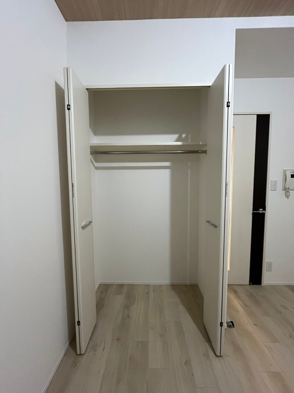 レジディア文京本郷Ⅱの収納|※反転タイプ別室参考写真です。