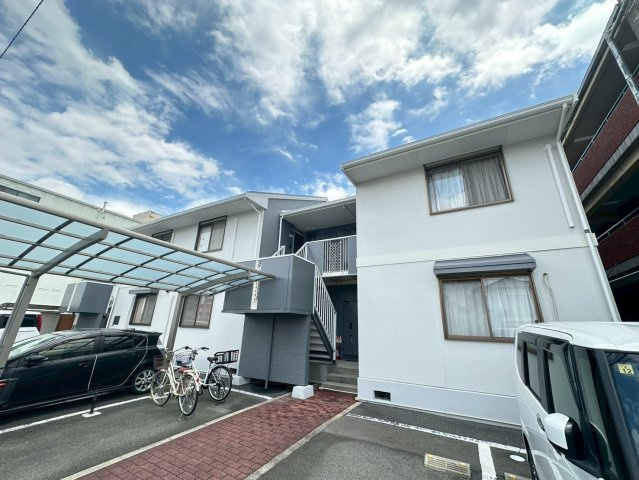 エレガンツァカーサ