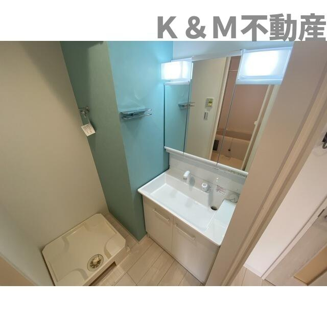 ＶＩＥＬＬの洗面所|ゆったりとスペースのある洗面所