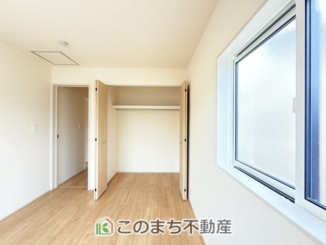 ブルーミングガーデン宇都宮市五代2丁目の収納|各居室に収納付で住みやすさにこだわっています♪