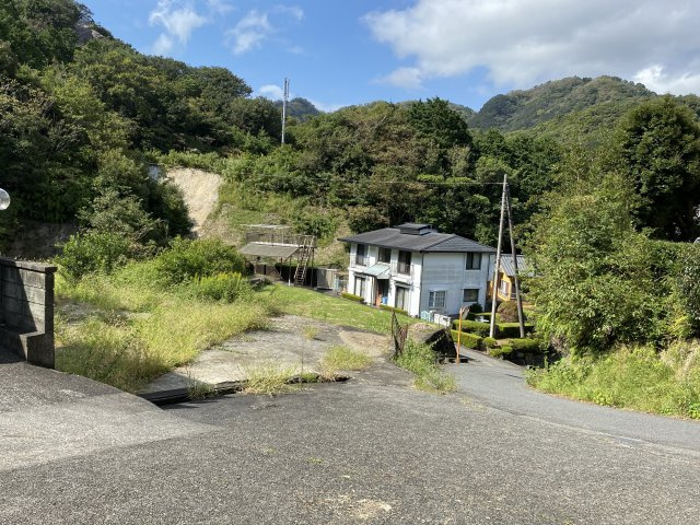 下田市　笹峯台の前面道路含む現地写真