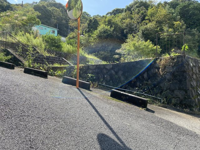 下田市　笹峯台の前面道路含む現地写真